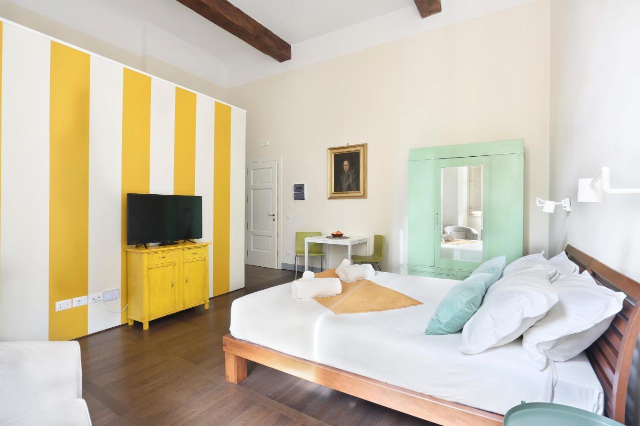 Apt. Ocra - Pauline Suites, Palazzo Borghese Firenze Bagian luar foto