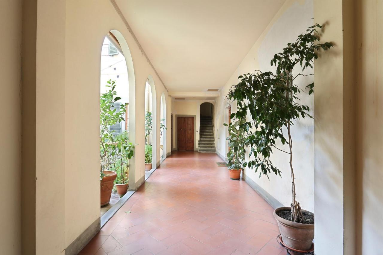 Apt. Ocra - Pauline Suites, Palazzo Borghese Firenze Bagian luar foto