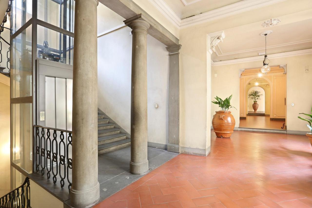Apt. Ocra - Pauline Suites, Palazzo Borghese Firenze Bagian luar foto